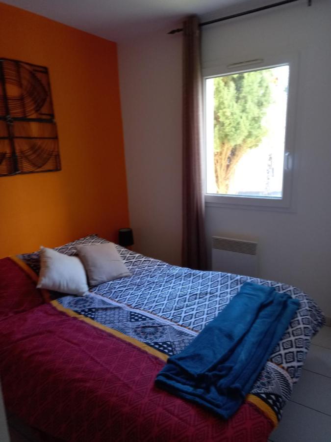 Saint Geniez D'Olt Jolie T2 Amenagee Et Equipee Village Goelia 2 Piscines Chauffees Luaran gambar